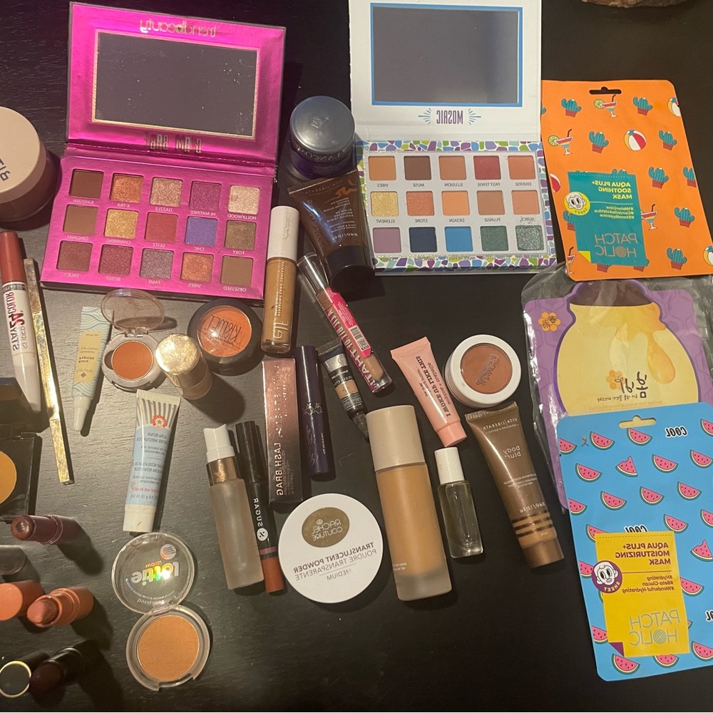 MAKEUP BUNDLE (top brands)